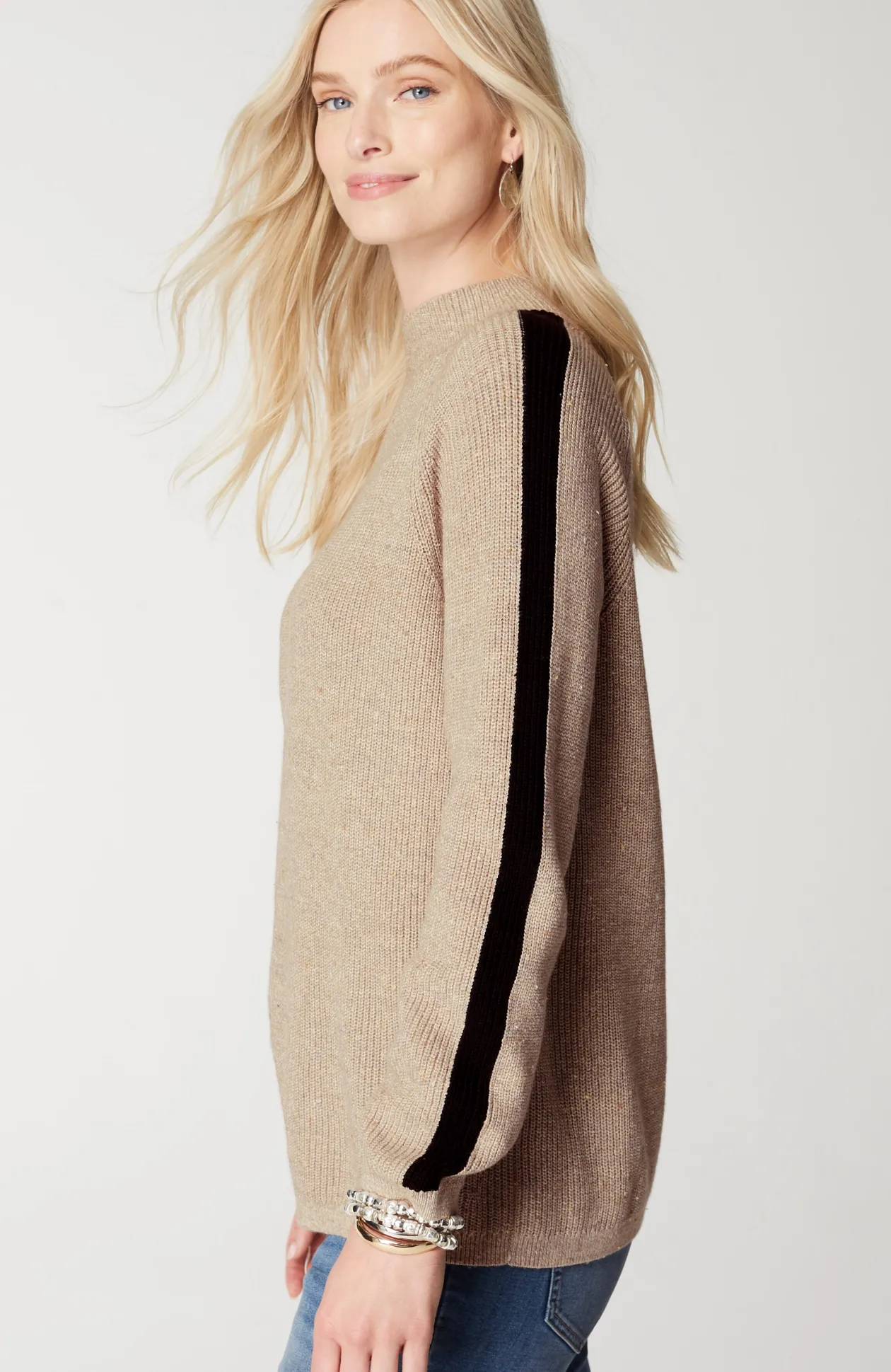 Contrasting-Stripe Ribbed Sweater
