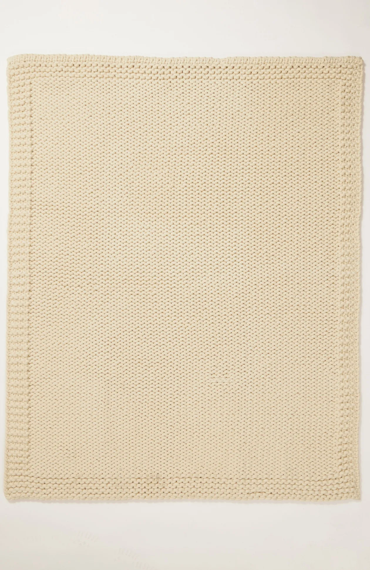 Elements Chunky Knit Throw