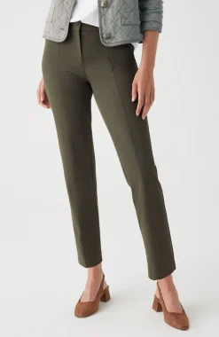 Essential Stretch-Twill Pants