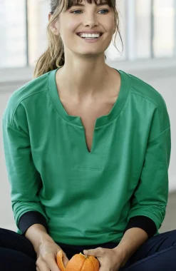 Fit Elevate Terry Split-Neck Sweatshirt