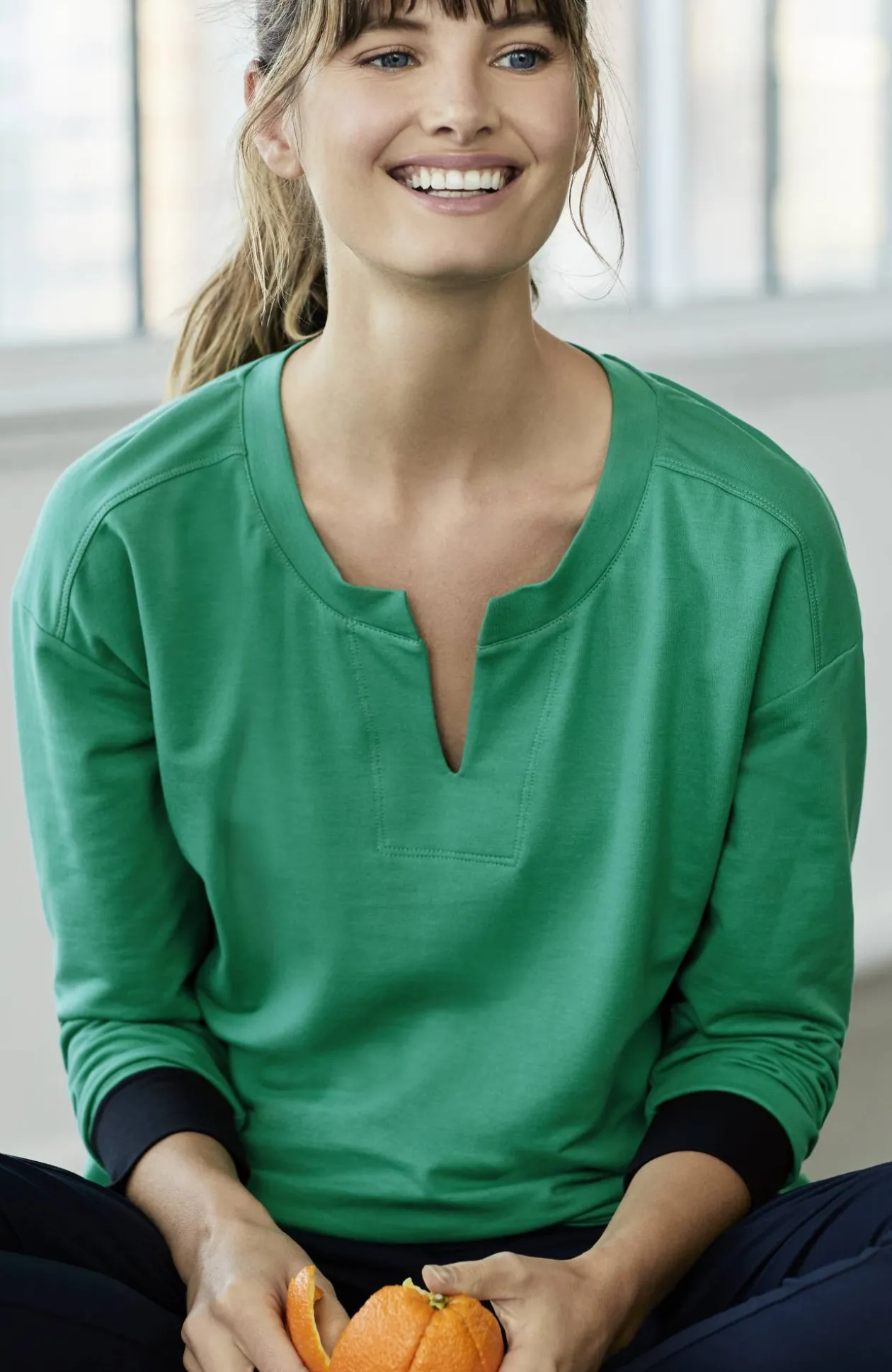 Fit Elevate Terry Split-Neck Sweatshirt
