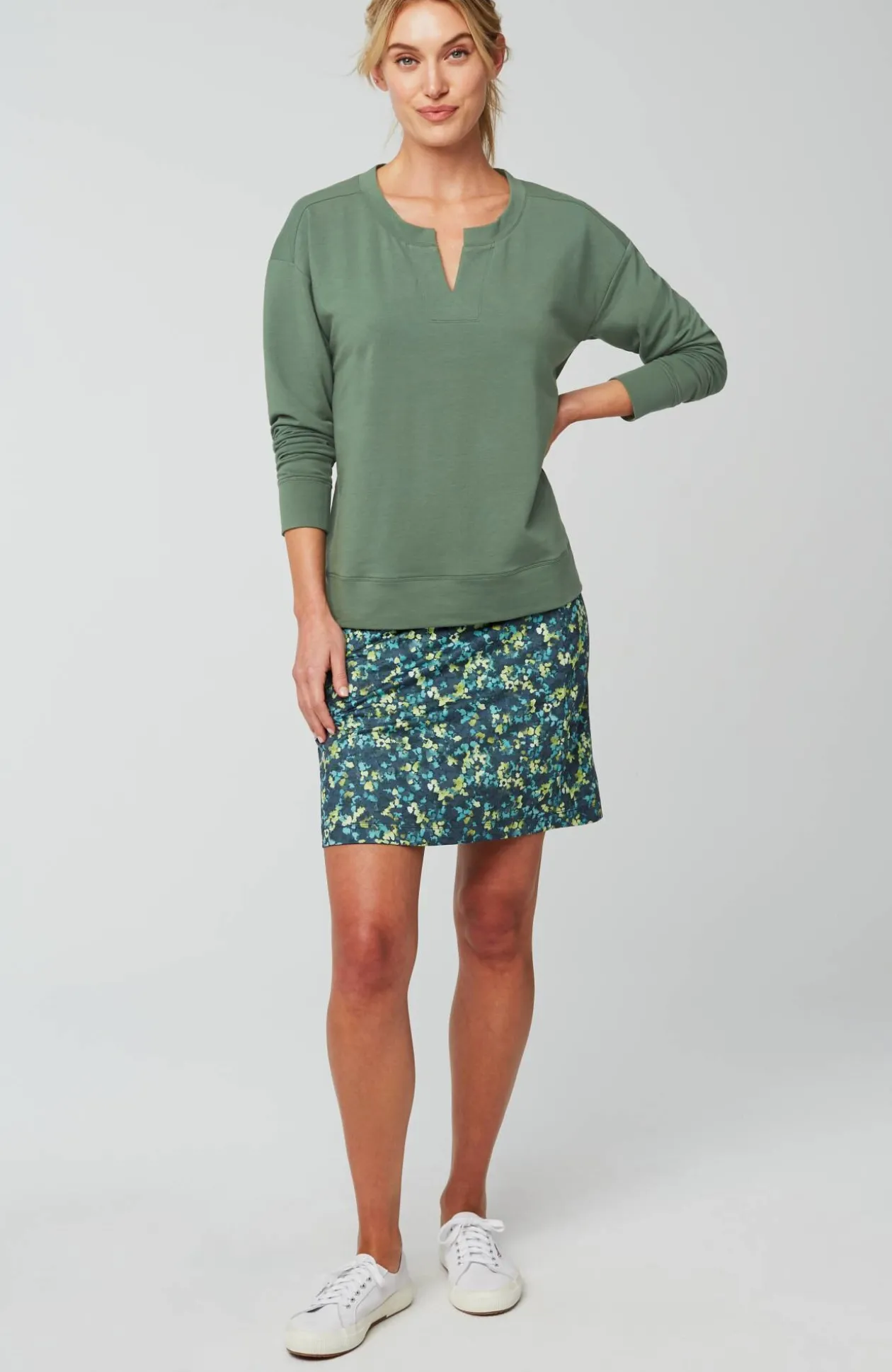 Fit Elevate Terry Split-Neck Sweatshirt