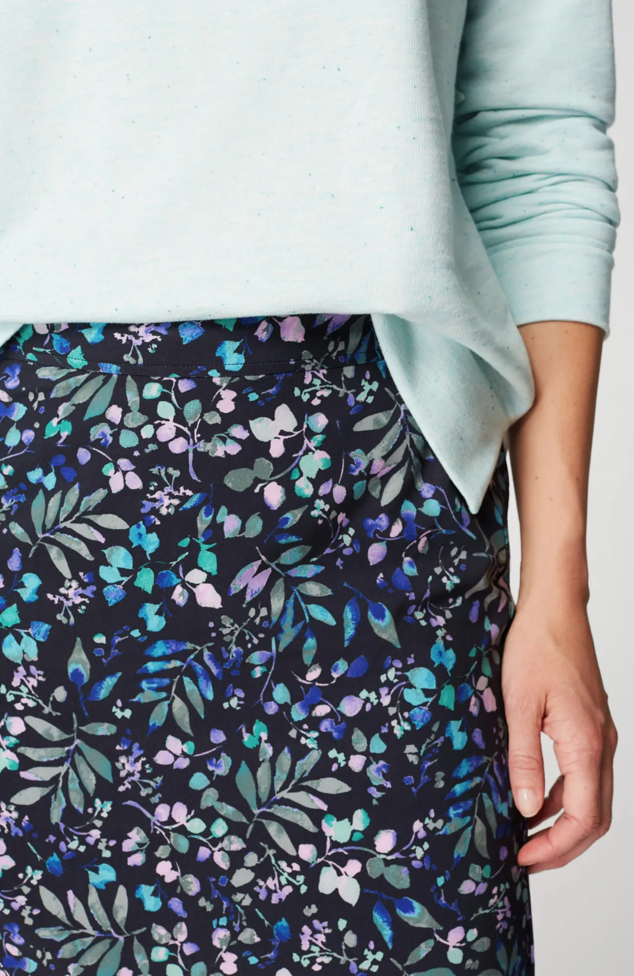 Fit On-The-Go Zipper-Pocket Skort