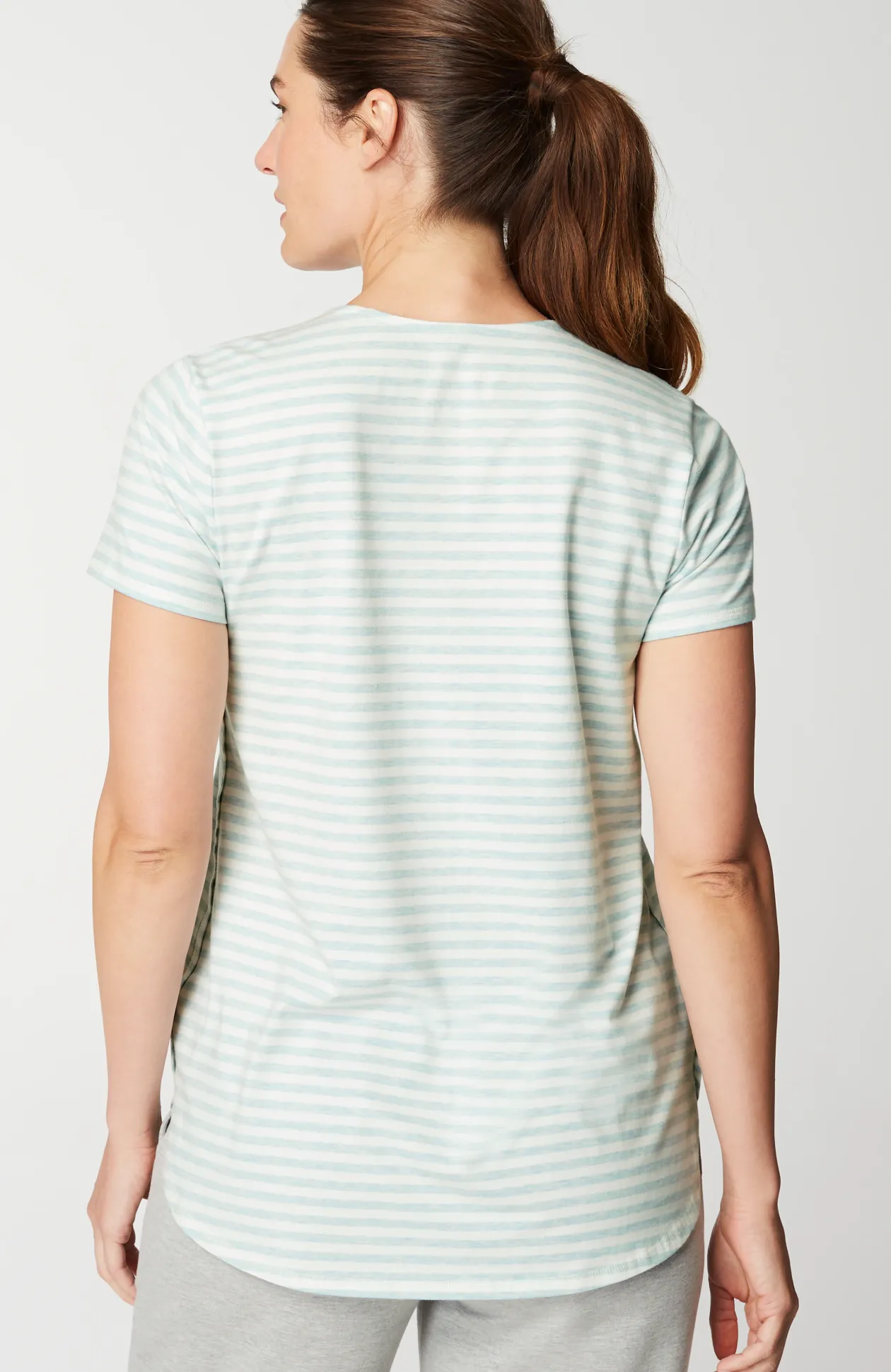 Fit Progress Shirttail Tee