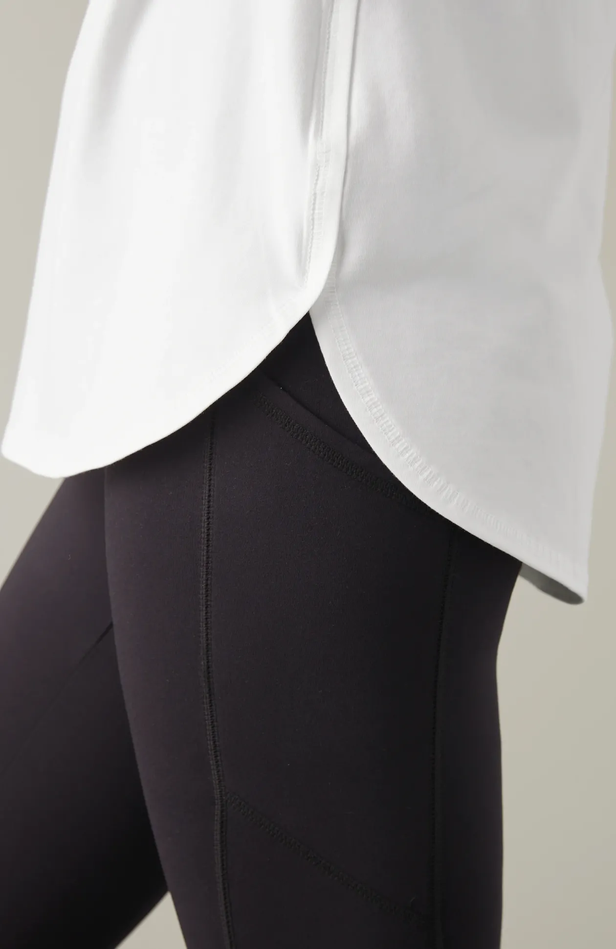 Fit Progress Shirttail Tee