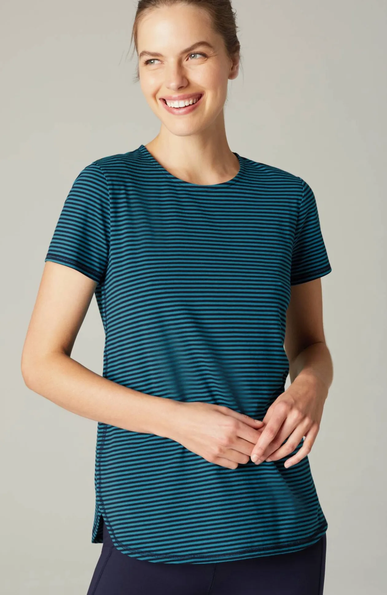 Fit Progress Shirttail Tee