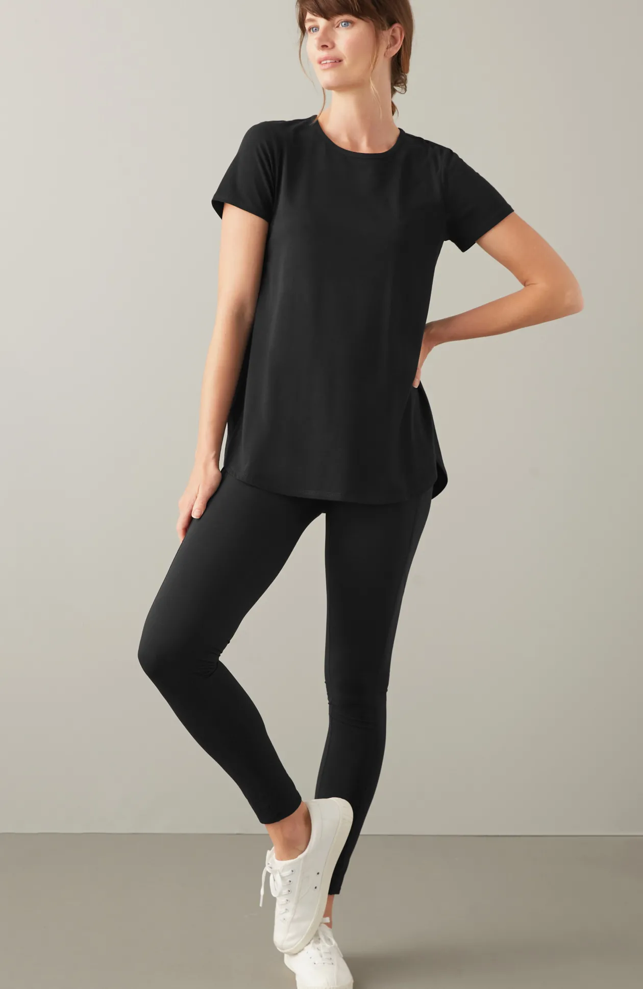 Fit Progress Shirttail Tee