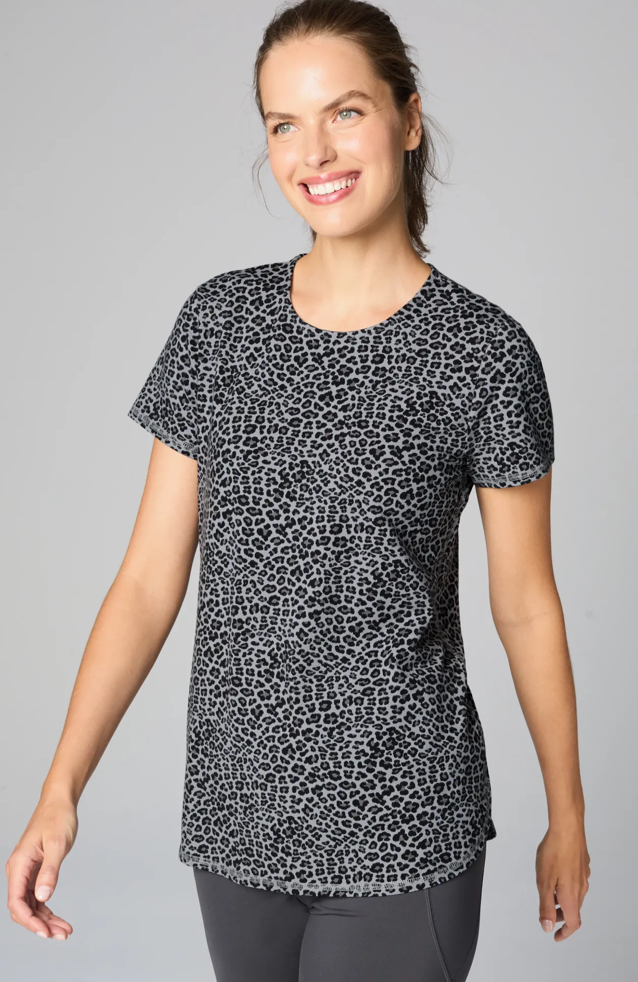 Fit Progress Shirttail Tee
