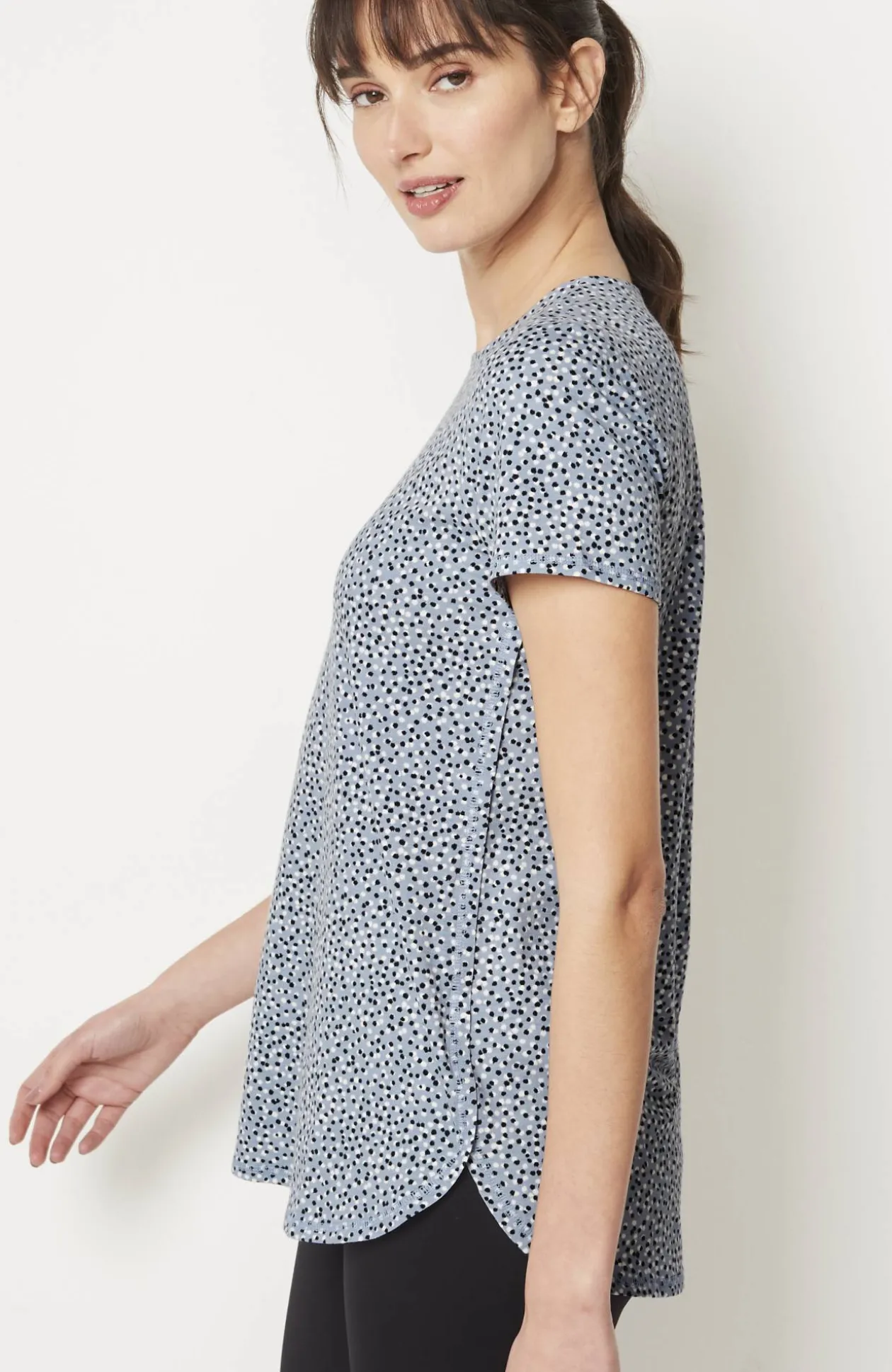 Fit Progress Shirttail Tee