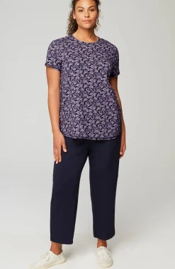 Fit Progress Shirttail Tee