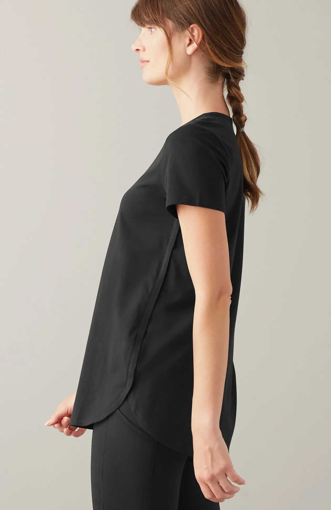 Fit Progress Shirttail Tee