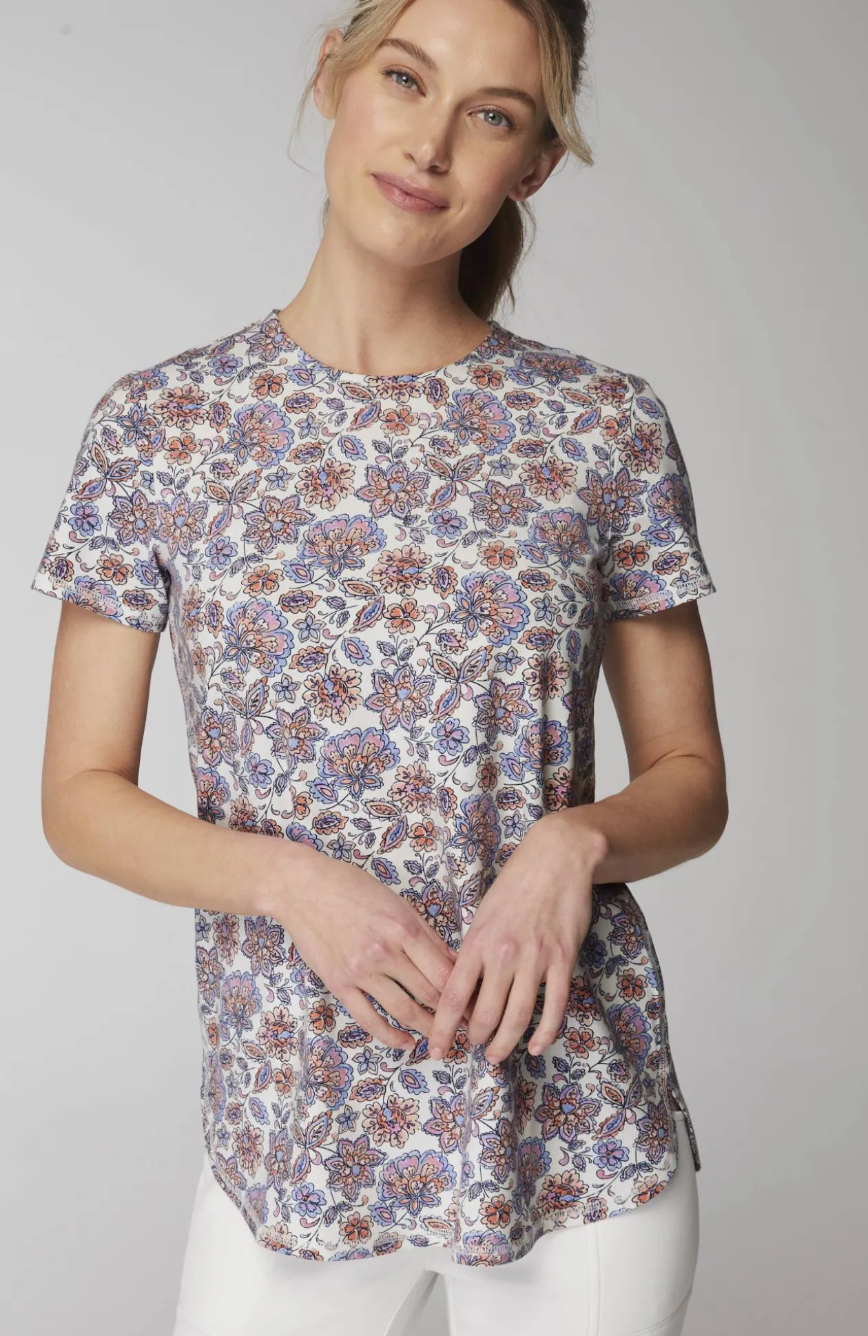 Fit Progress Shirttail Tee