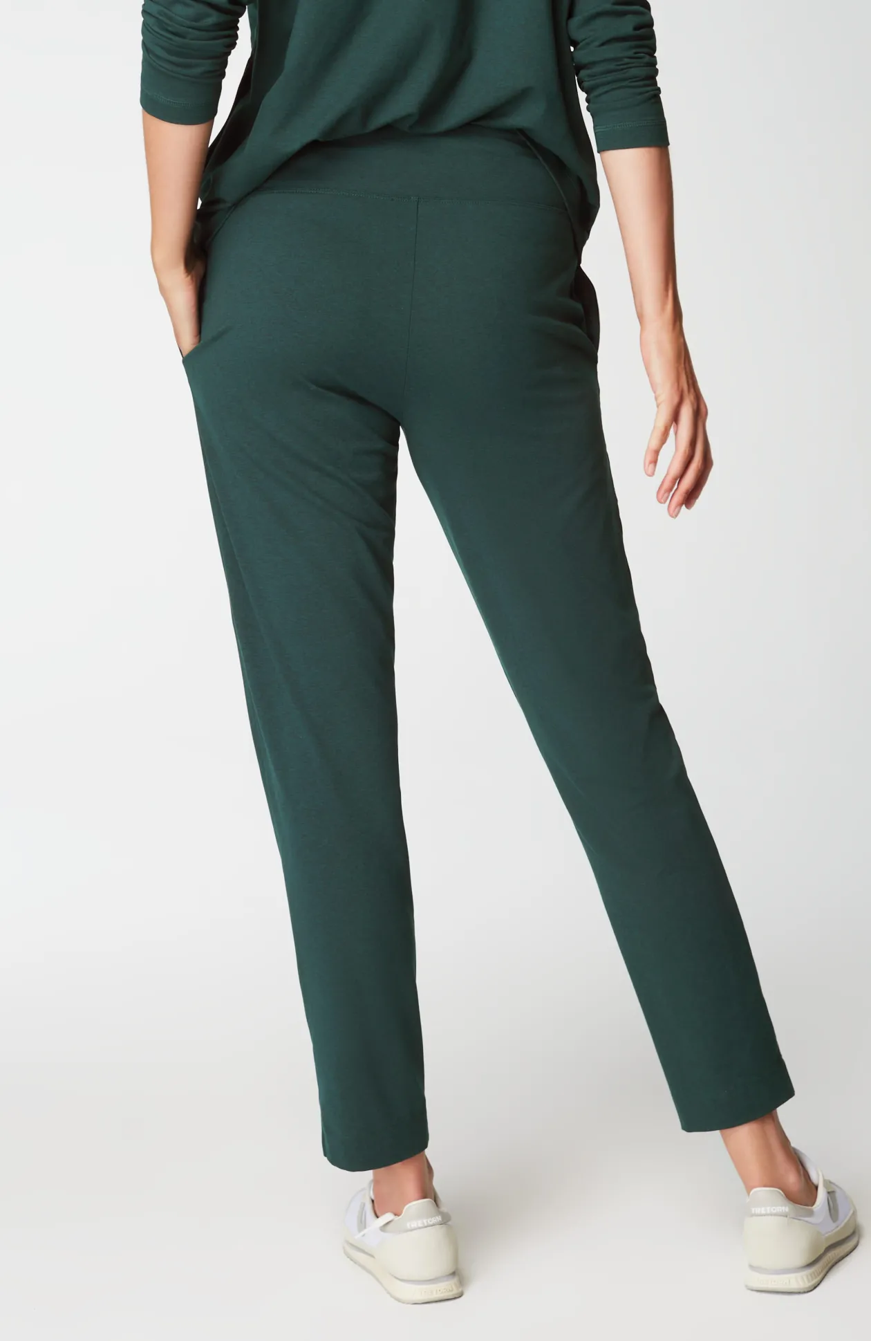 Fit Supreme-Stretch Pintucked Slim-Leg Pants