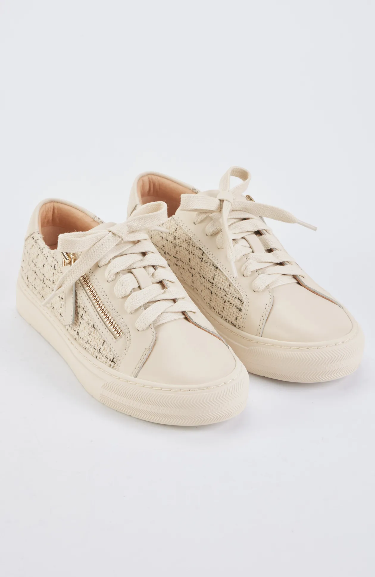 Frankie4 Billie Tweed Sneakers