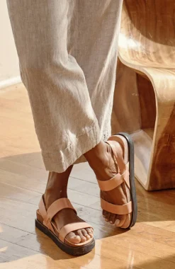 FRANKIE4 Hunter Sandals