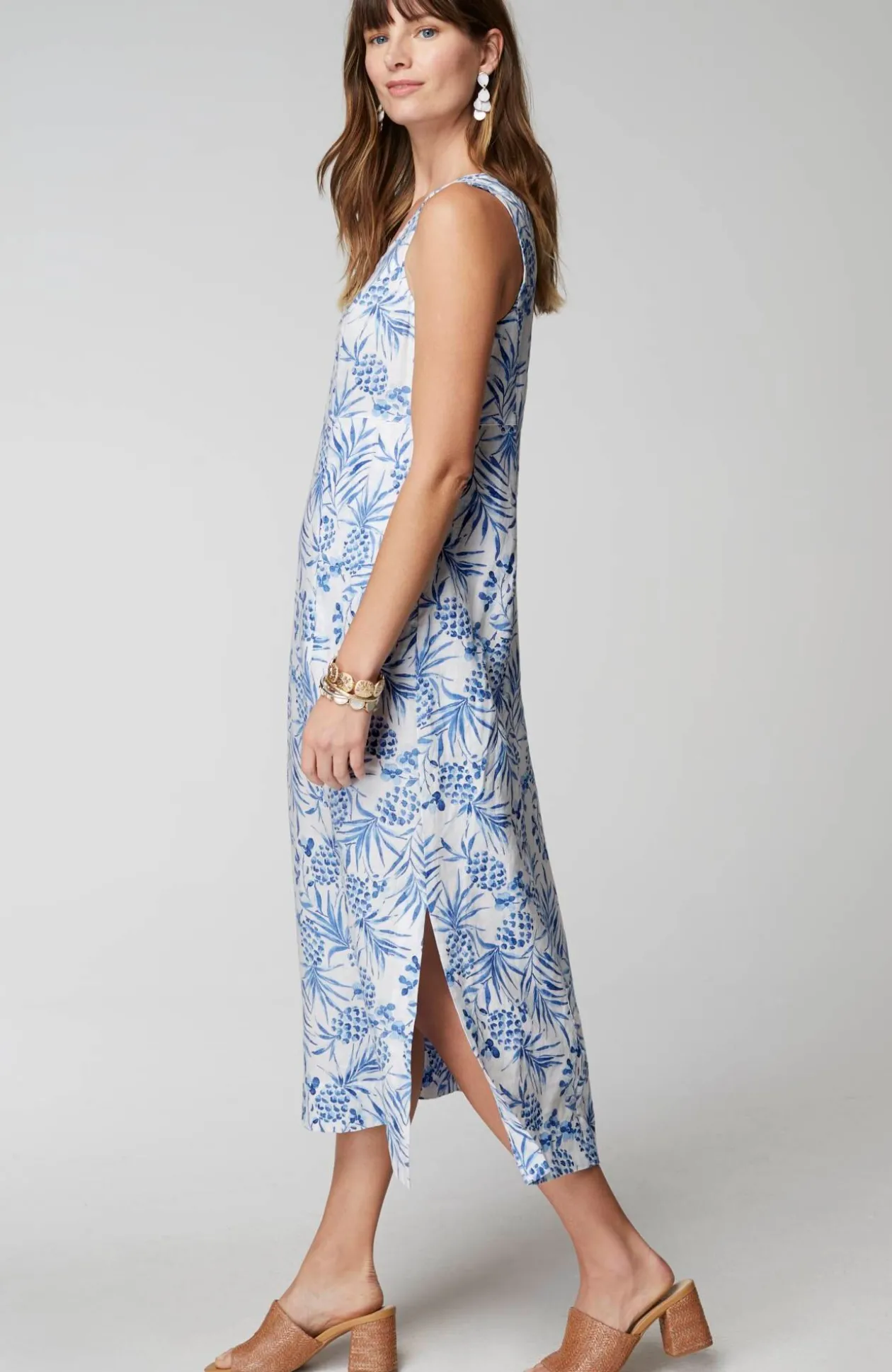 Linen Seamed V-Neck Midi Dress