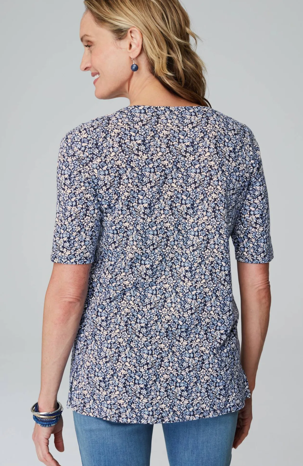 Pima-Slub Scoop-Neck Side-Slit Tee