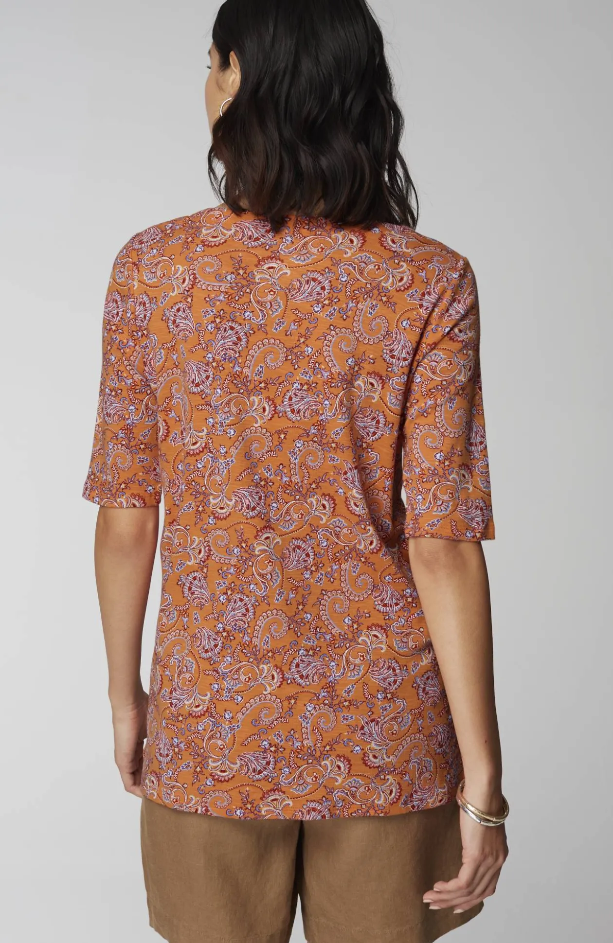 Pima-Slub Scoop-Neck Side-Slit Tee