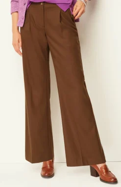 Pleated Wide-Leg Pants