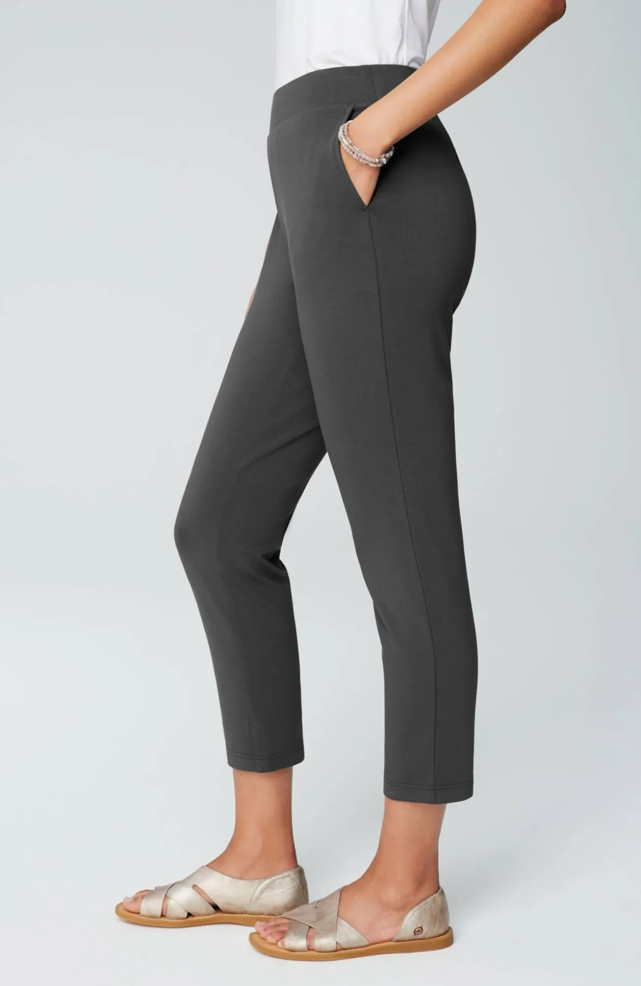Pure Jill Affinity Slim-Leg Crops