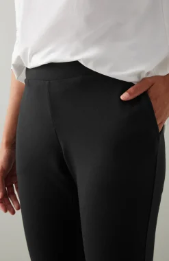 Pure Jill Affinity Slim-Leg Crops