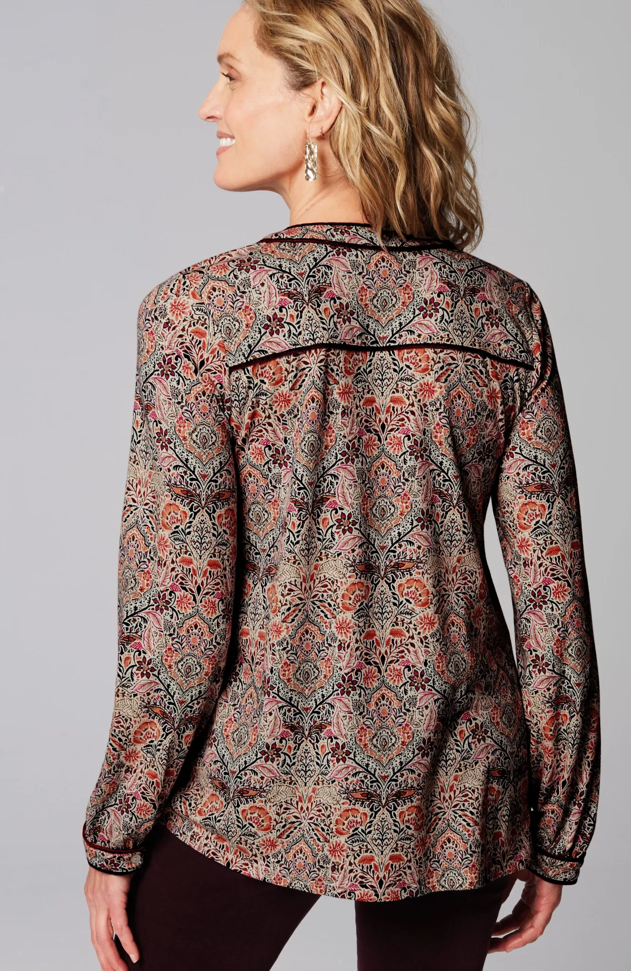 Velvet-Piped Top