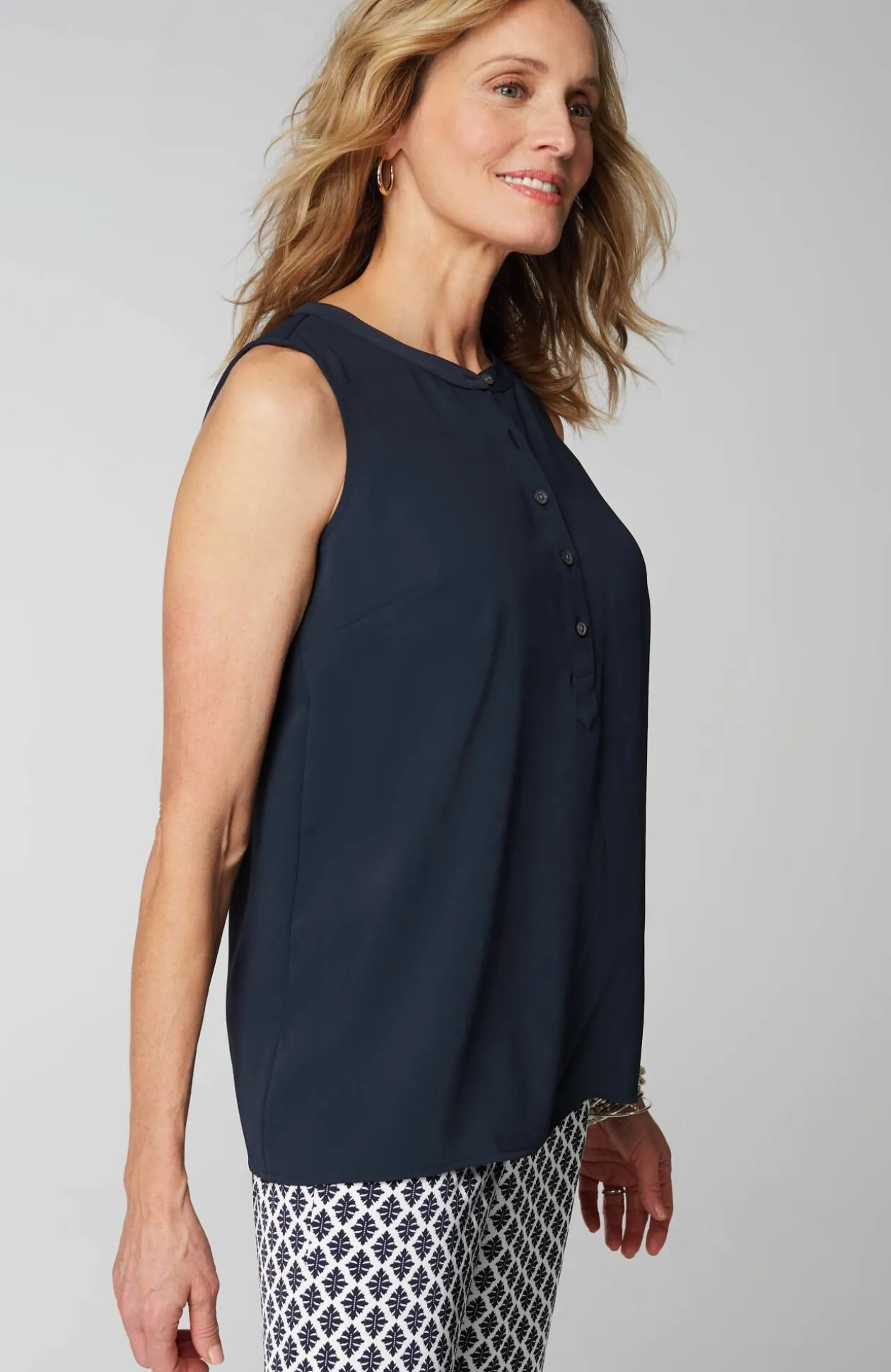 Wearever Easy-Care Sleeveless Top