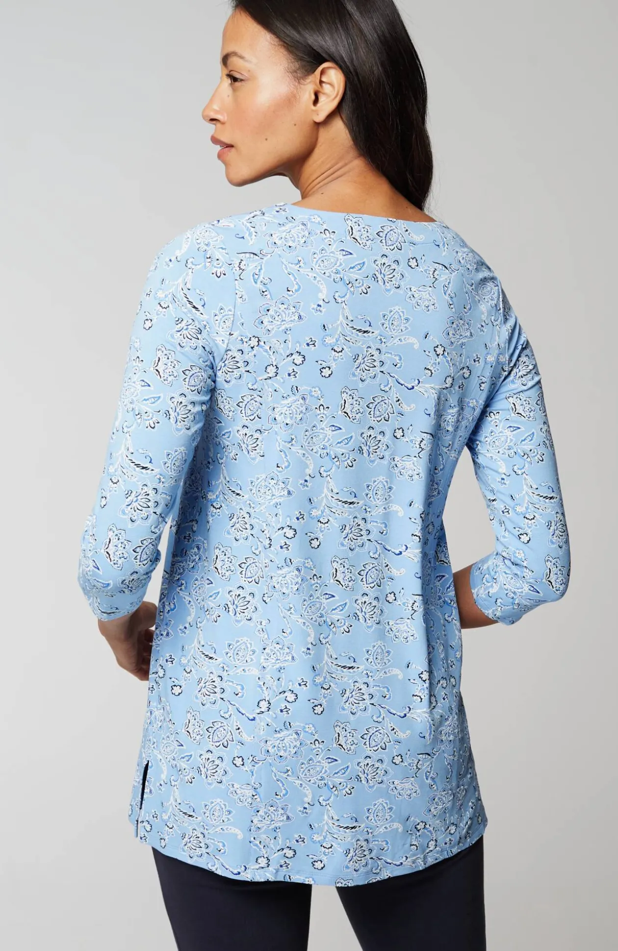 Wearever Soft-V-Neck Seamed Tunic