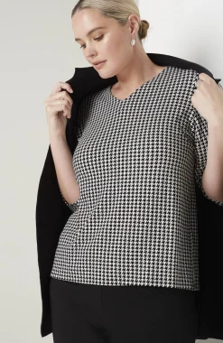 Wearever V-Neck Ballet-Sleeve Top