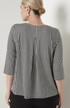 Wearever V-Neck Ballet-Sleeve Top