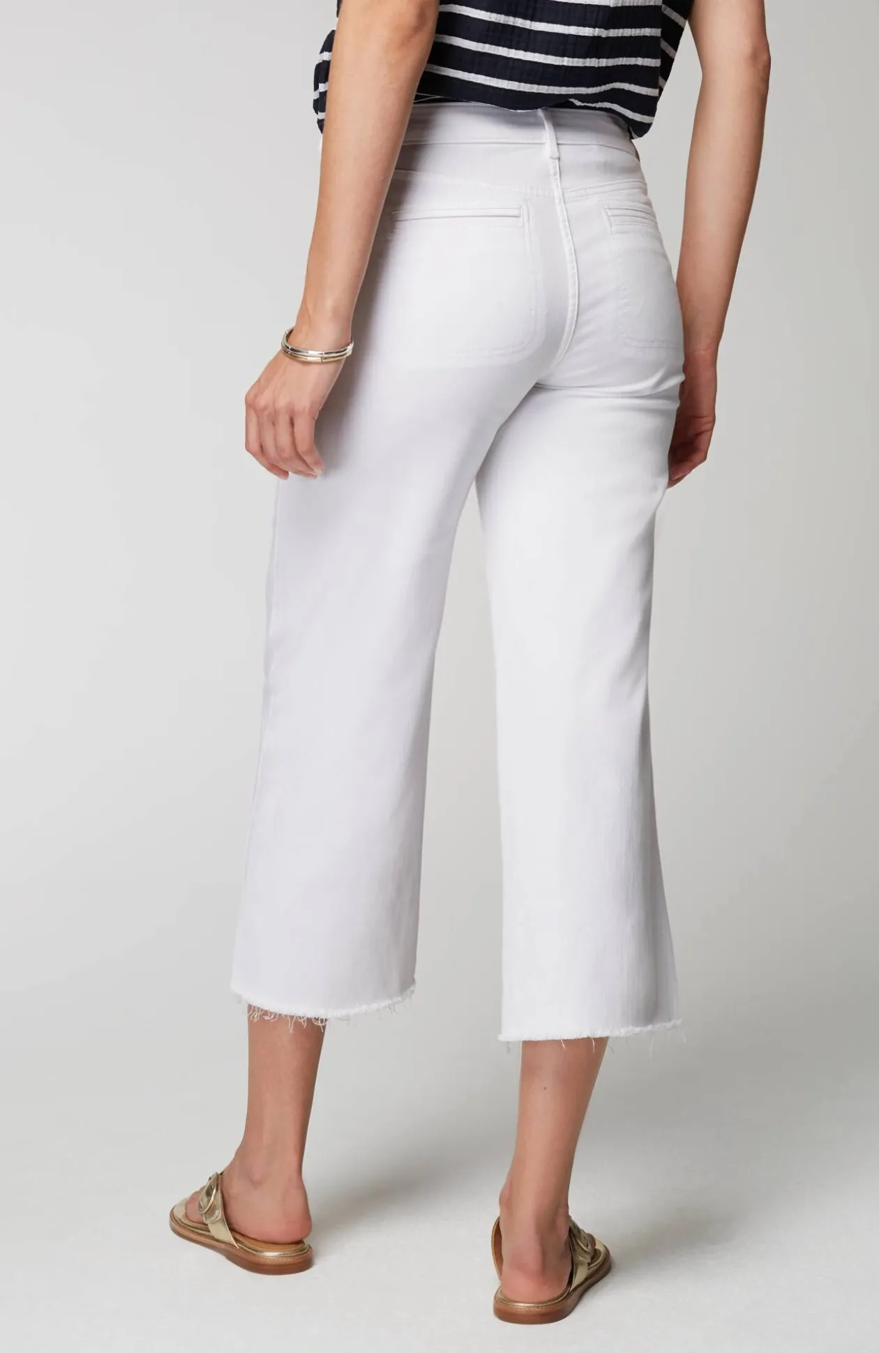 Wide-Leg Welt-Pocket Crops