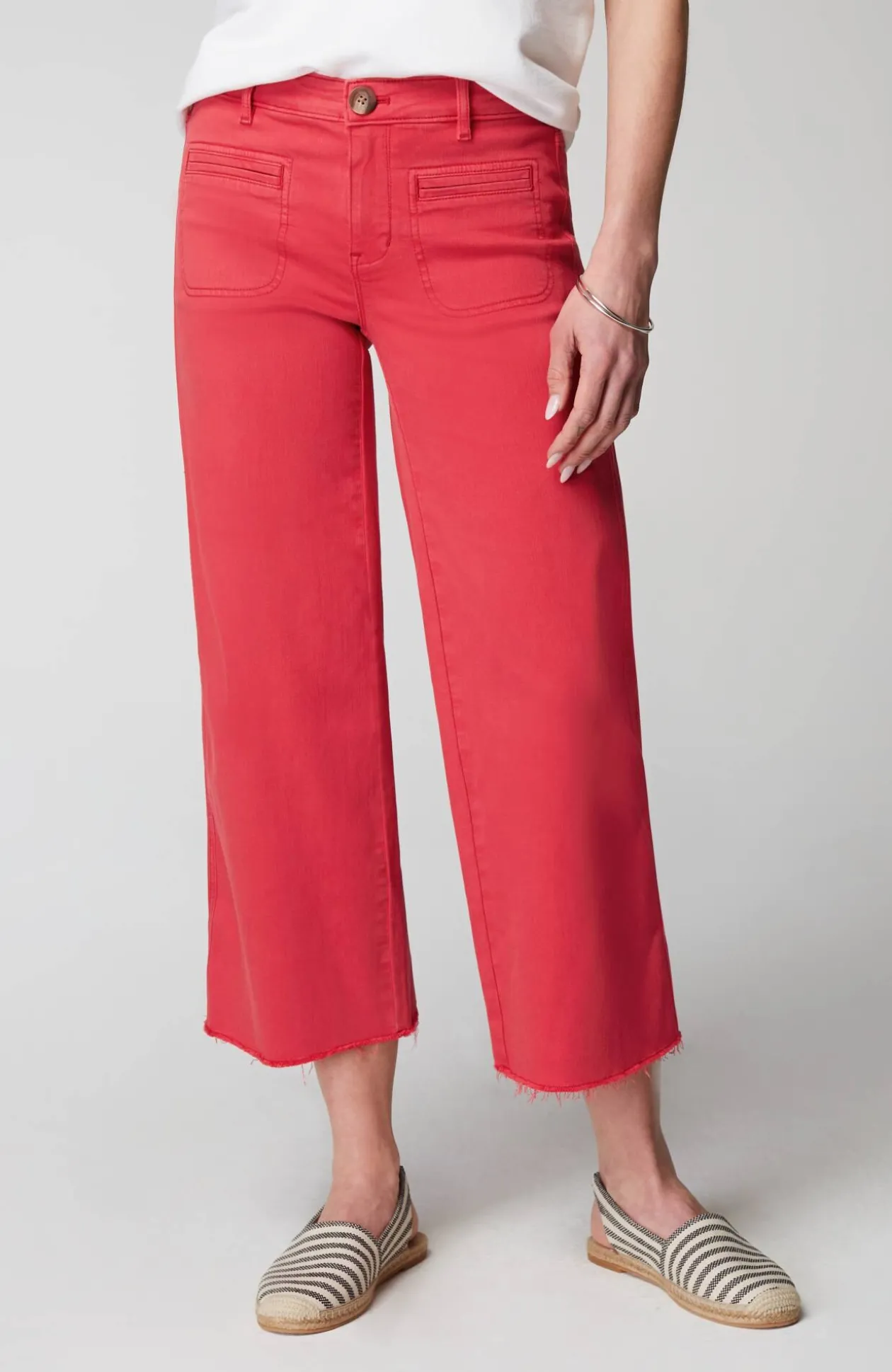 Wide-Leg Welt-Pocket Crops